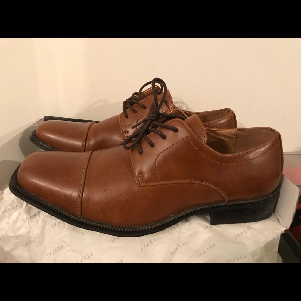 Alfani men’s cap toe Oxford dress shoe